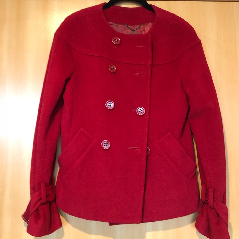 BCBG Maxazria red colar-less lined peacoat